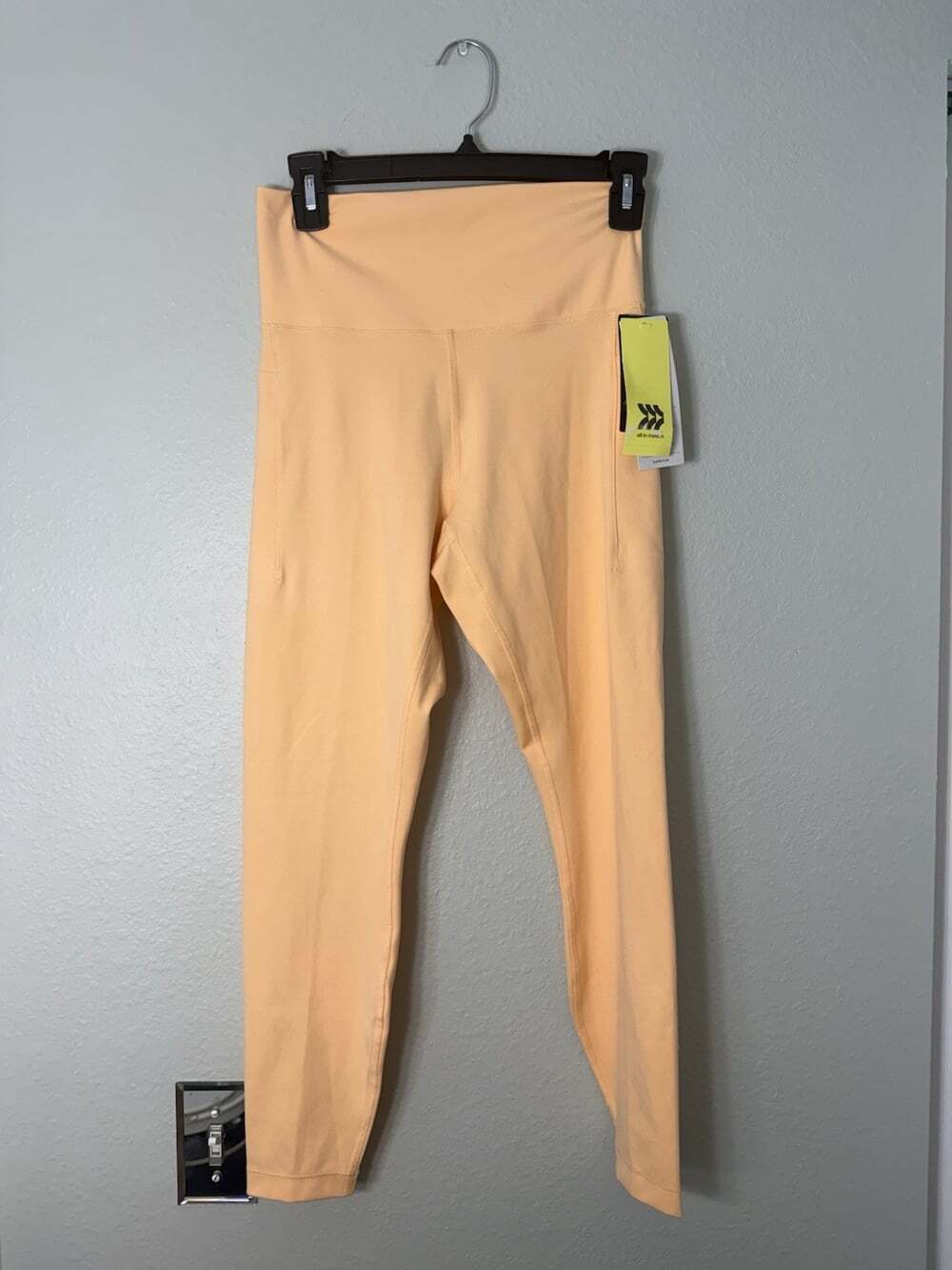 All In Motion Women’s Super Flex Pocketed Leggings Ultra HighRise L - Orange